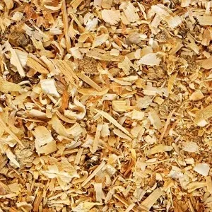 Хвойные опилки оптом в Владикавказе и других различных марок заказать от 16 тонн